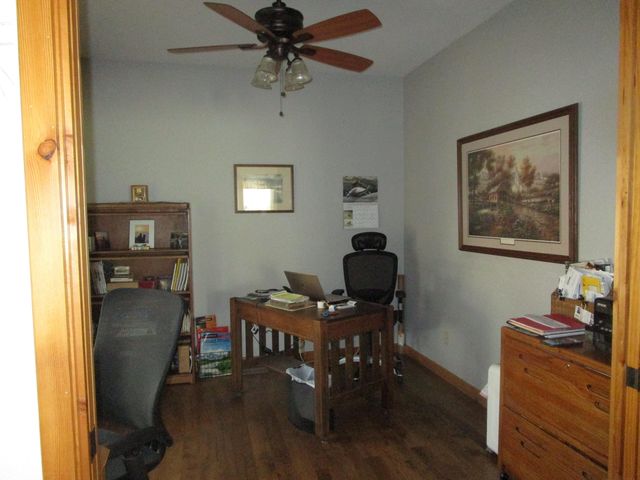 26424 Farm Road 1253, Golden, MO 65658