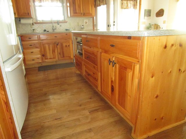 26424 Farm Road 1253, Golden, MO 65658