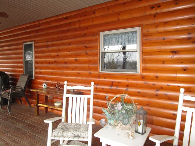 26424 Farm Road 1253, Golden, MO 65658