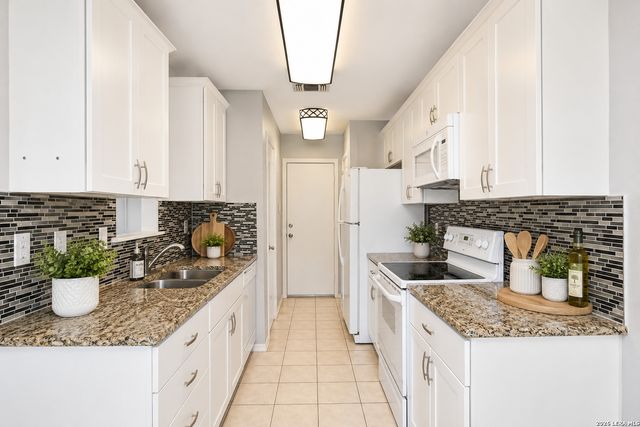 6022 Celtic, San Antonio, TX 78240