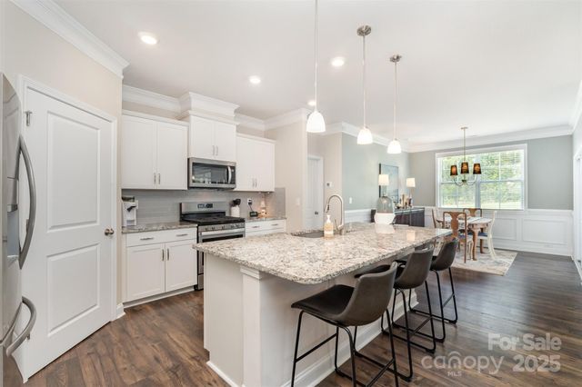 4466 Streamside Road, Denver, NC 28037
