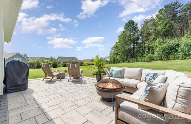 4466 Streamside Road, Denver, NC 28037