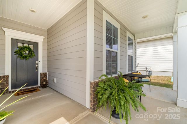 4466 Streamside Road, Denver, NC 28037