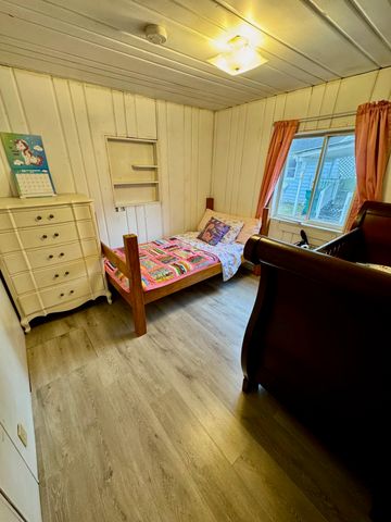 1268 N Clare Avenue, Harrison, MI 48625