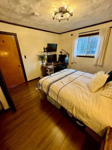 1268 N Clare Avenue, Harrison, MI 48625