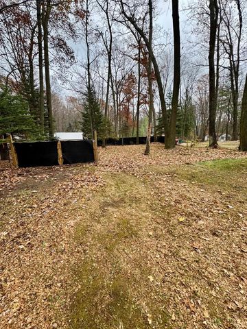 1268 N Clare Avenue, Harrison, MI 48625