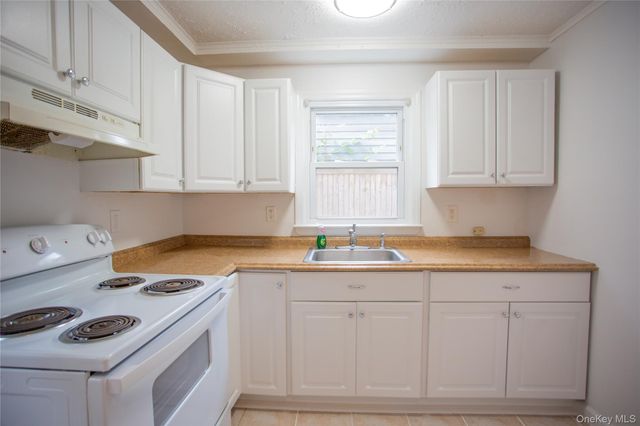 133 Cleveland Avenue, Long Beach, NY 11561