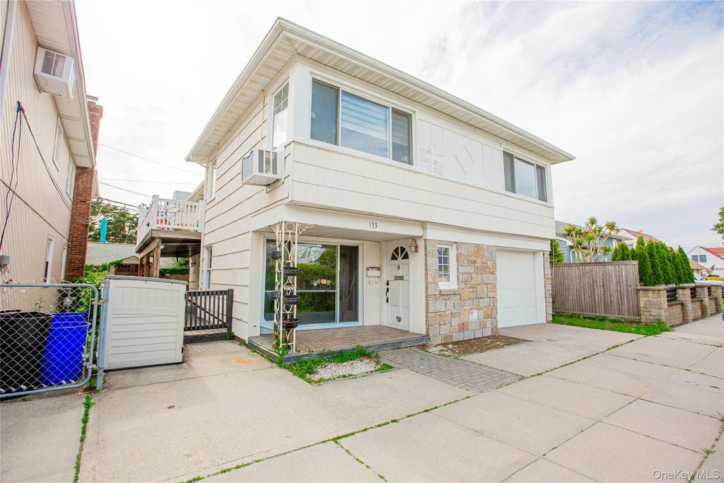133 Cleveland Avenue, Long Beach, NY 11561