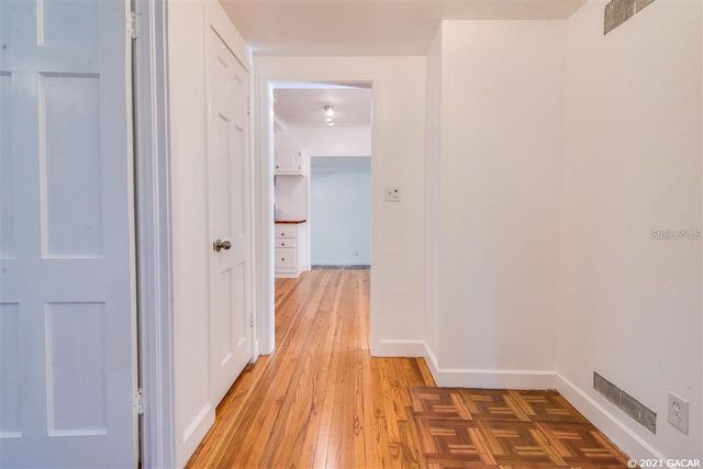 1028 NE 7TH AVENUE, Gainesville, FL 32601