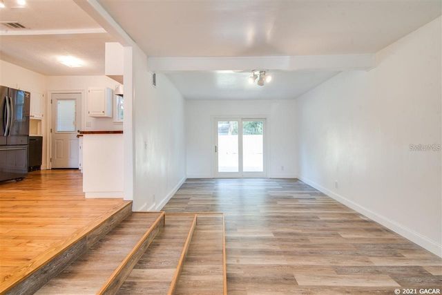 1028 NE 7TH AVENUE, Gainesville, FL 32601