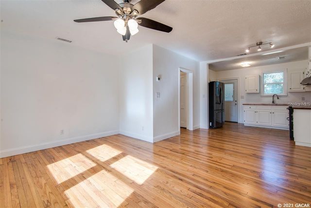 1028 NE 7TH AVENUE, Gainesville, FL 32601