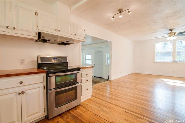 1028 NE 7TH AVENUE, Gainesville, FL 32601