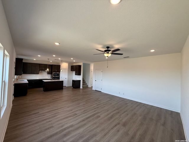 175 Peeps Ct., Adkins, TX 78101