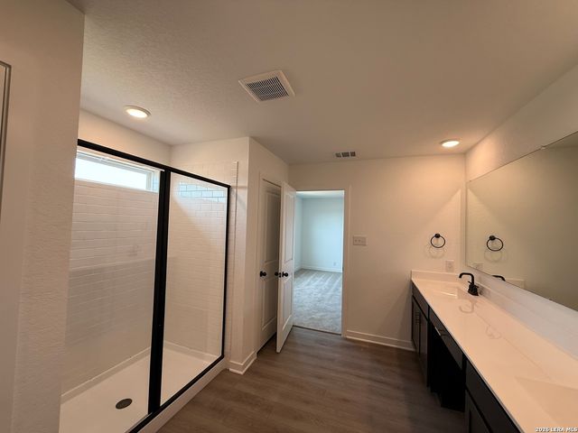 175 Peeps Ct., Adkins, TX 78101