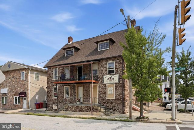 101 E BROAD ST, Souderton, PA 18964