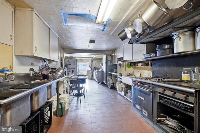 101 E BROAD ST, Souderton, PA 18964