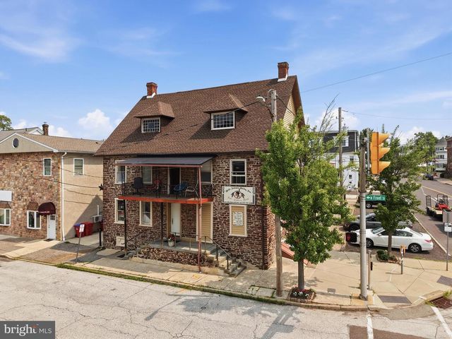 101 E BROAD ST, Souderton, PA 18964