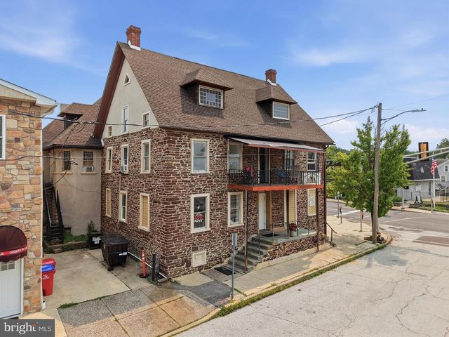 101 E BROAD ST, Souderton, PA 18964