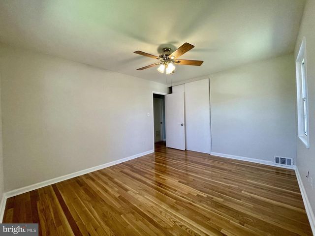 4100 SUMMIT PL, Alexandria, VA 22312