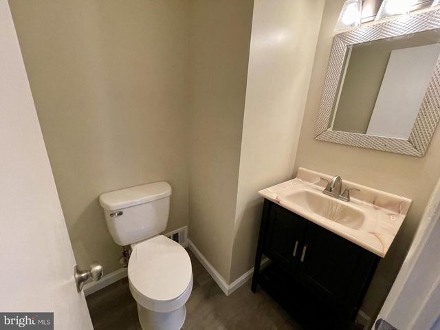 4100 SUMMIT PL, Alexandria, VA 22312