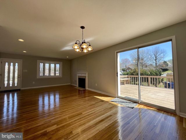 4100 SUMMIT PL, Alexandria, VA 22312