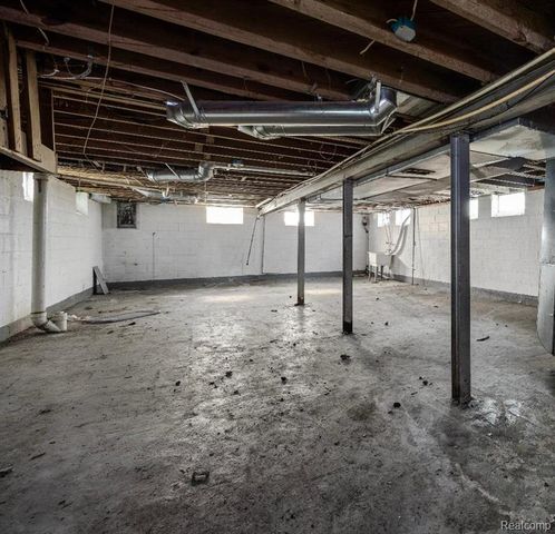 12603 Riad Street, Detroit, MI 48224