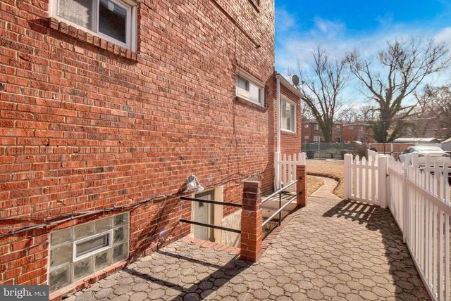 5125 H ST SE, Washington, DC 20019