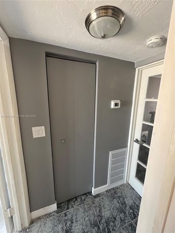 16215 NE 18th Ct 305, North Miami Beach, FL 33162