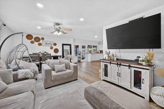 3125 Rainbow Drive, Grand Prairie, TX 75052