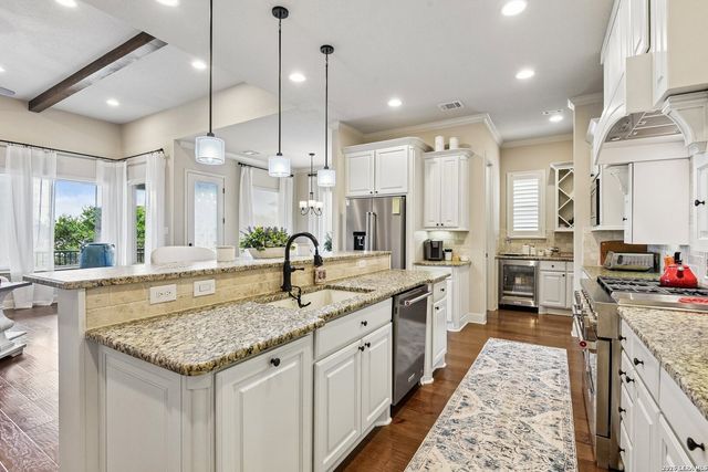 3823 Monteverde Wy, San Antonio, TX 78261