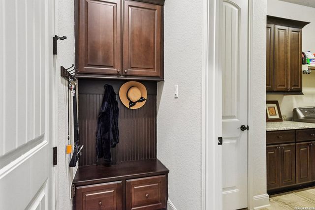 3823 Monteverde Wy, San Antonio, TX 78261