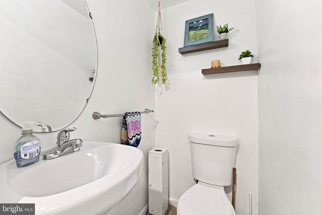 8913 DEWEES ST, Philadelphia, PA 19152