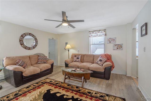 20 South Jefferson Street, Richland, NY 13142