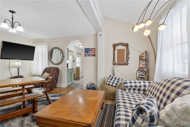 20 South Jefferson Street, Richland, NY 13142