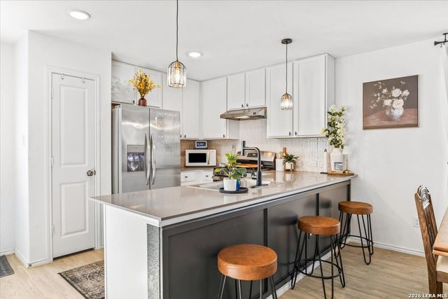 9812 BUTTE CRK, San Antonio, TX 78254