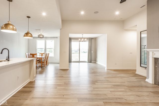 5059 Maddox Lane, Whitestown, IN 46052