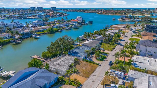 7932 2ND AVENUE S, St Petersburg, FL 33707