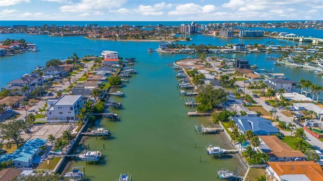 7932 2ND AVENUE S, St Petersburg, FL 33707