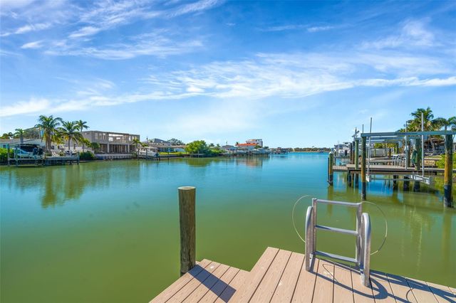 7932 2ND AVENUE S, St Petersburg, FL 33707