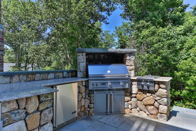 77 Towhee Lane, Orleans, MA 02653