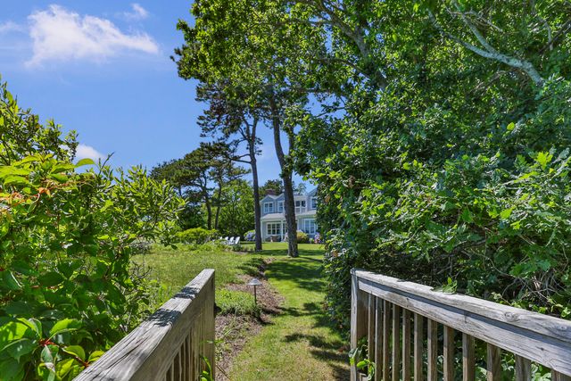 77 Towhee Lane, Orleans, MA 02653
