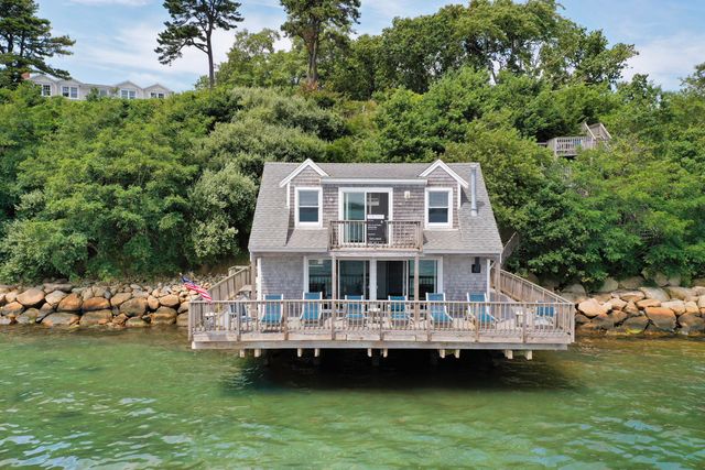 77 Towhee Lane, Orleans, MA 02653