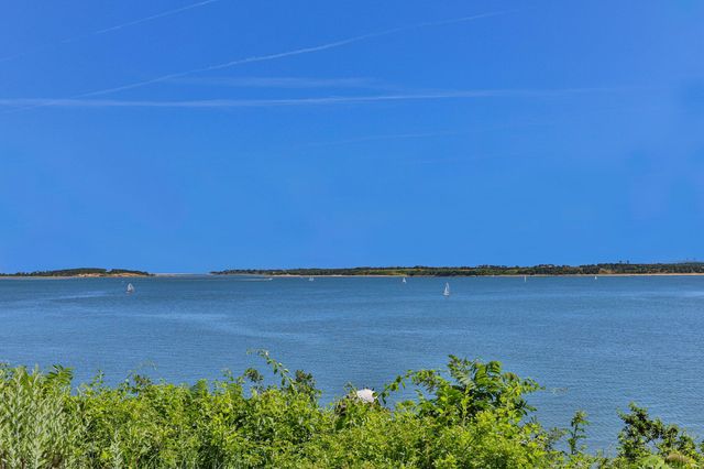 77 Towhee Lane, Orleans, MA 02653