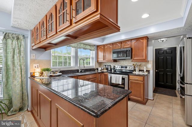 1011 WINGED FOOT DR, Bowie, MD 20721