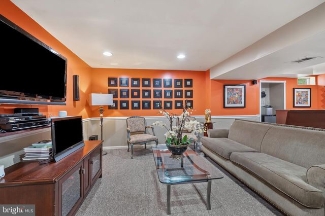 1011 WINGED FOOT DR, Bowie, MD 20721