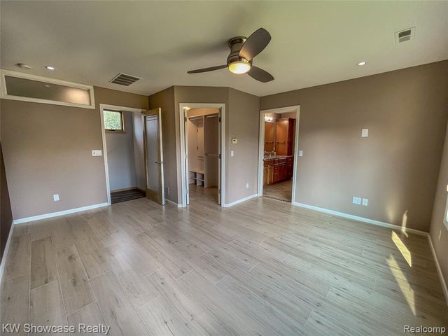 2268 Academy Drive, Troy, MI 48083