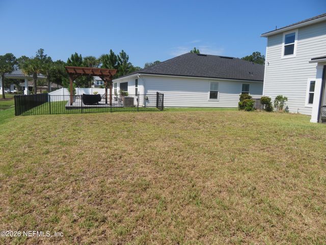 313 MEADOW CREEK Drive, St. Johns, FL 32259
