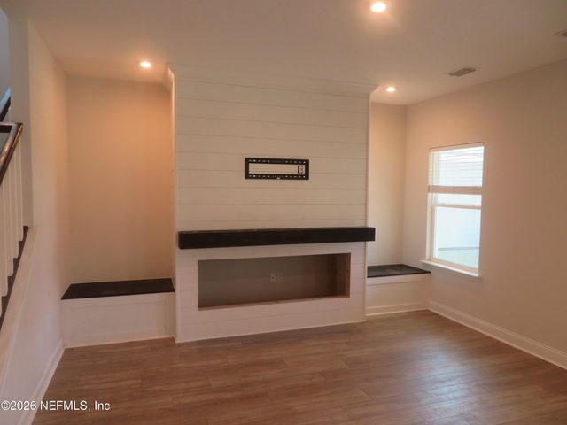 313 MEADOW CREEK Drive, St. Johns, FL 32259