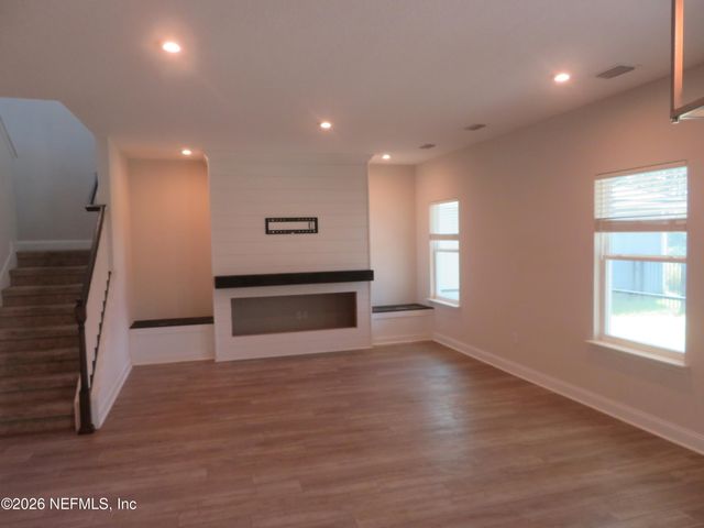 313 MEADOW CREEK Drive, St. Johns, FL 32259