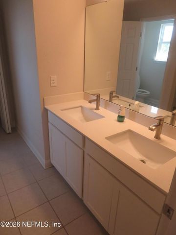 313 MEADOW CREEK Drive, St. Johns, FL 32259